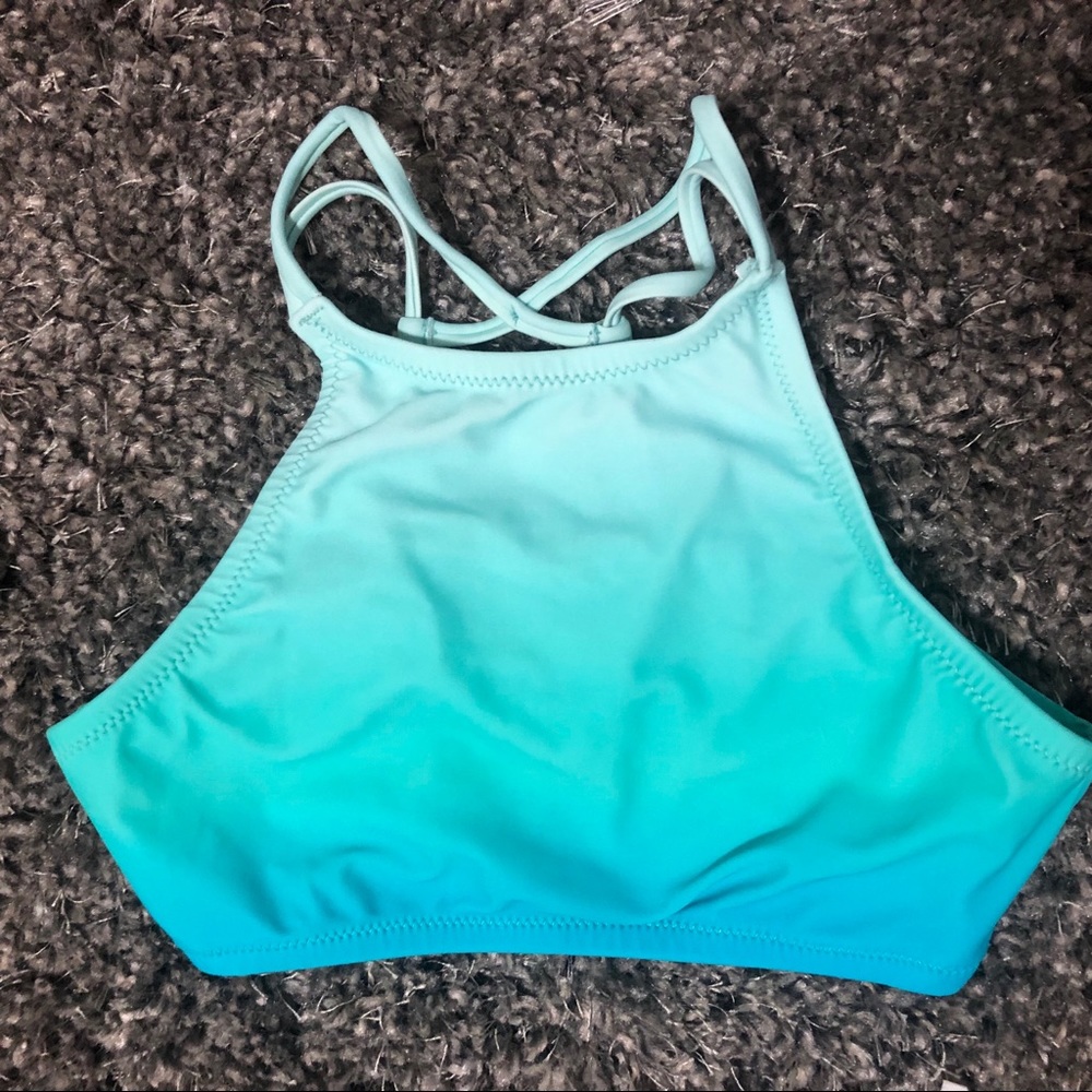bathingsuit bundle!! 3 bathingsuit tops:)